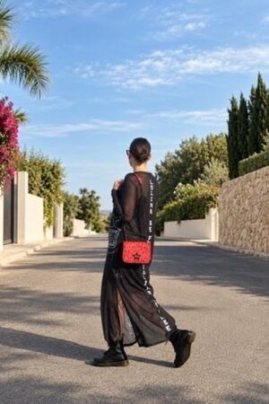Vestido de tul Be Free de OH.LA visto de perfil