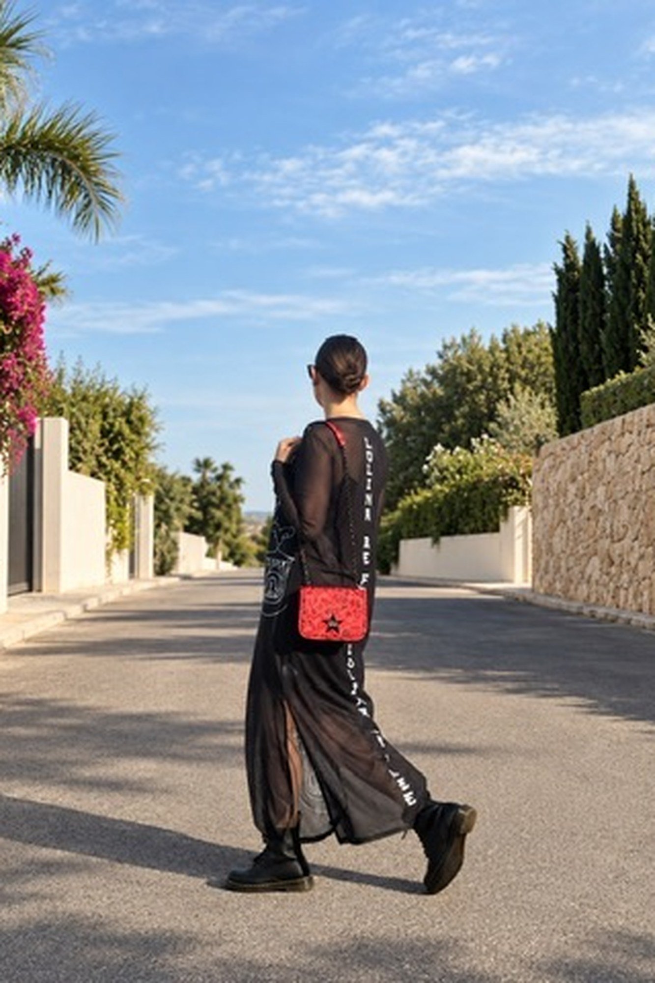 Vestido de tul Be Free OH.LA Vestido de tul Be Free de OH.LA visto de perfil